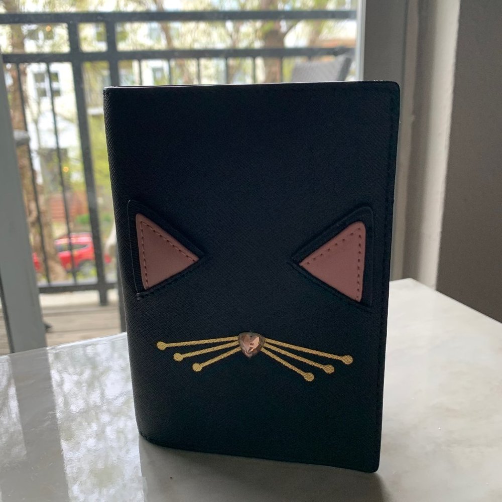 Passport holder- Kate Spade
